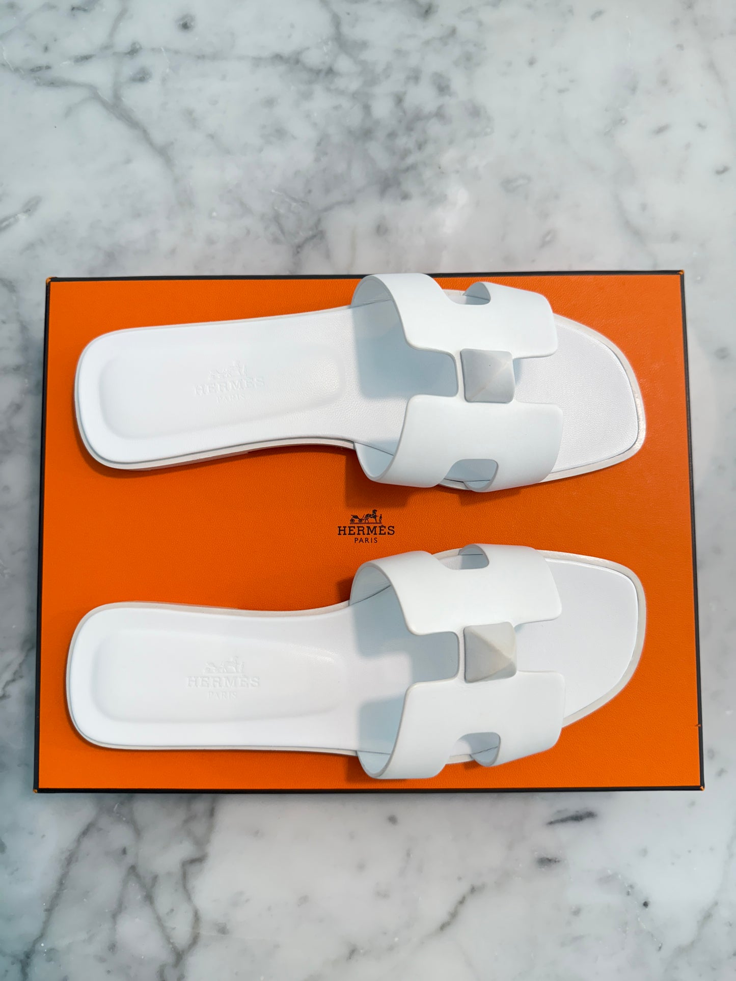 Hermes Oran Clous Pyramides White Blanc Leather Sandals Shoes