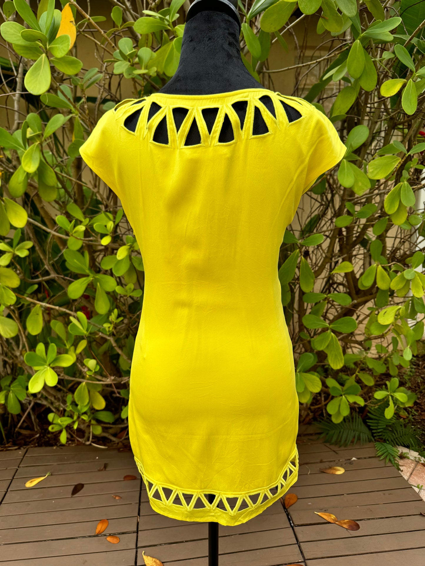 Catherine Malandrino Yellow Keyhole Cutout Cocktail Silk Short Dress Pre-Owned