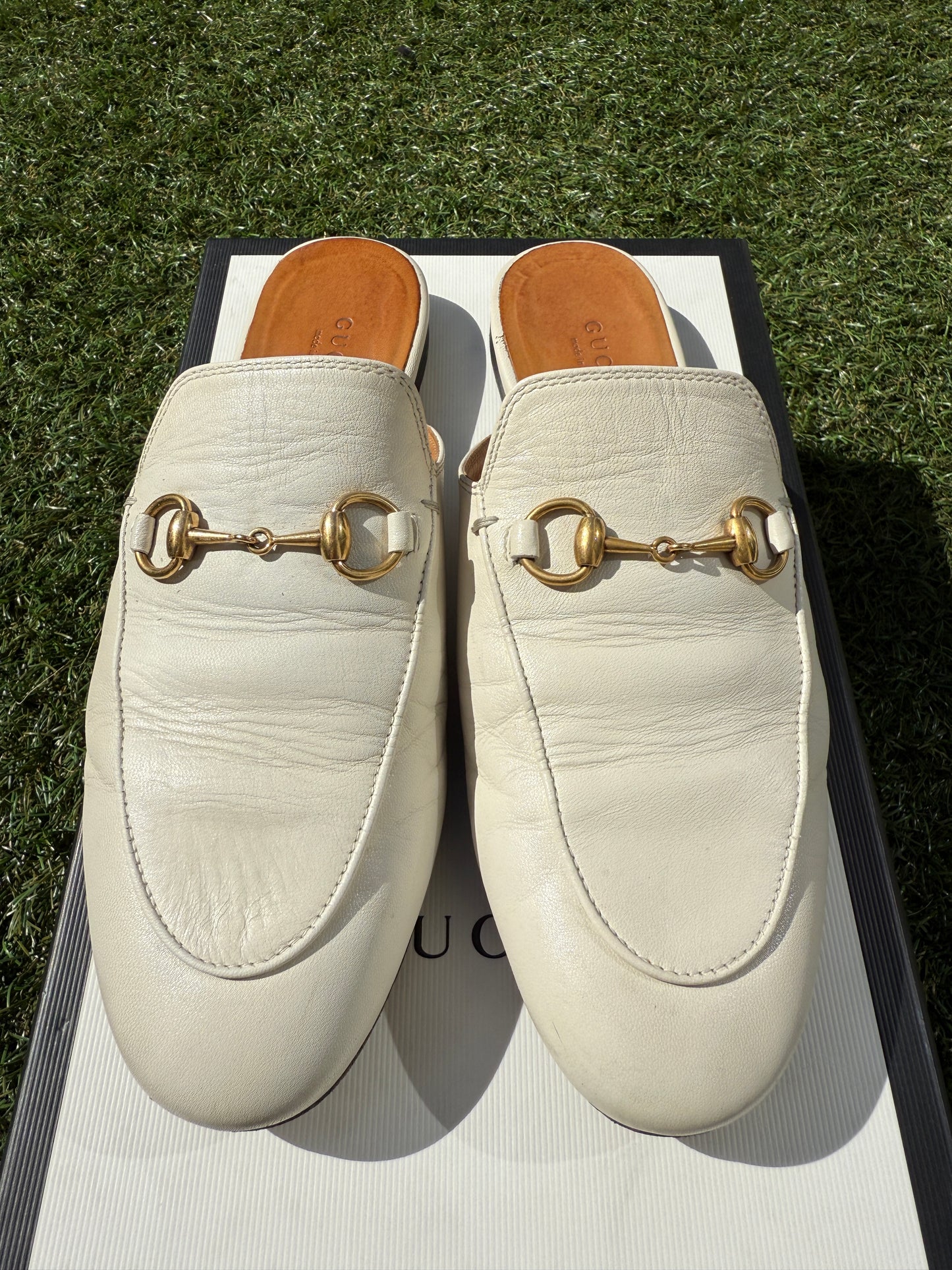 Gucci Princetown Horsebit Logo White Ivory Leather Slippers Mules Slides Pre-Owned