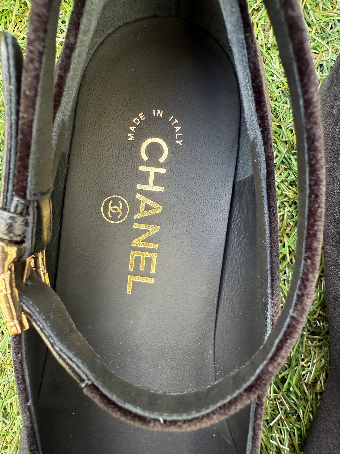 CHANEL GOLD CC LOGO BLACK VELVET BOW WITH CRYSTALS CC LOGO MARY JANE BALLET FLATS