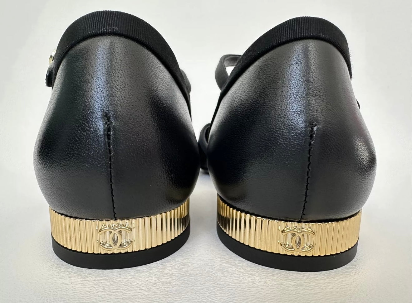 2024 CHANEL CC LOGO BLACK LEATHER MARY JANE BALLET FLATS SHOES GOLD HEEL