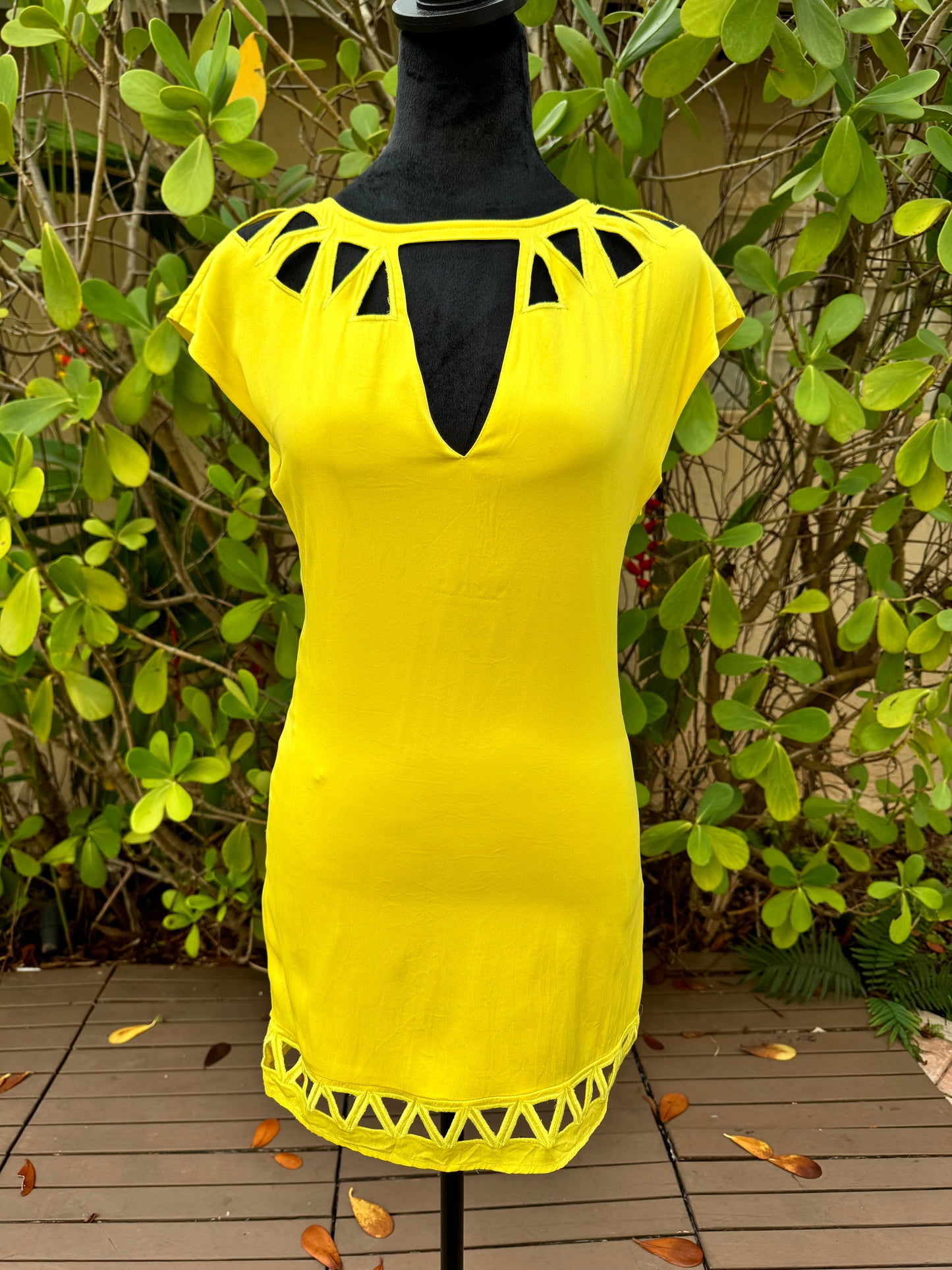 Catherine Malandrino Yellow Keyhole Cutout Cocktail Silk Short Dress Pre-Owned