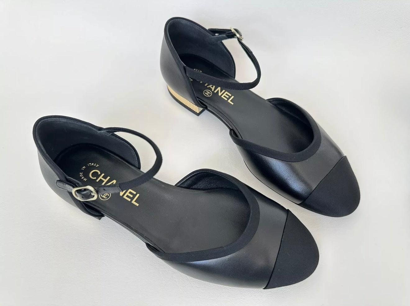 2024 CHANEL CC LOGO BLACK LEATHER MARY JANE BALLET FLATS SHOES GOLD HEEL