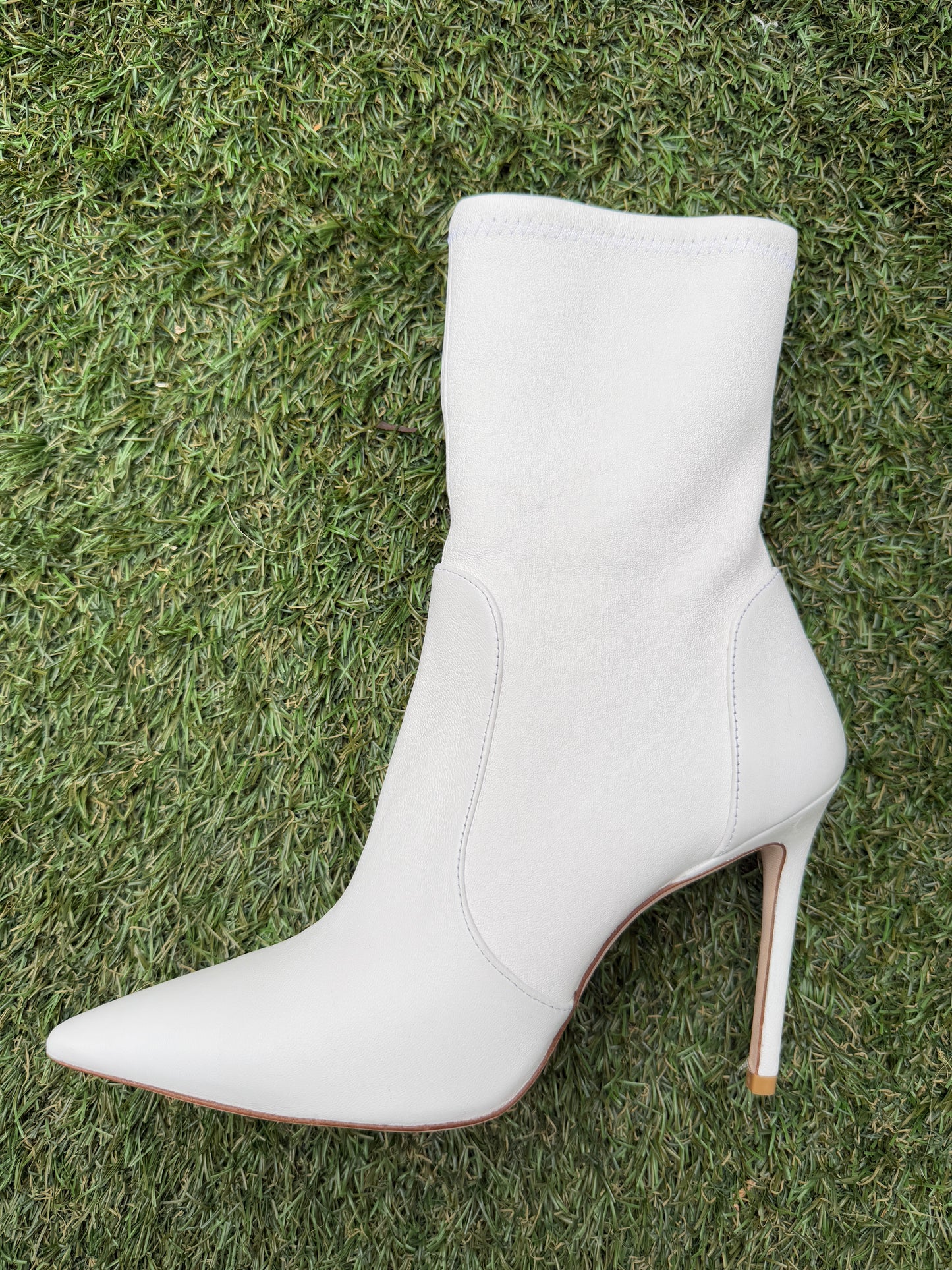 STUART WEITZMAN STUART 100 STRETCH WHITE NAPPA LEATHER BOOTIE ANKLE BOOTS