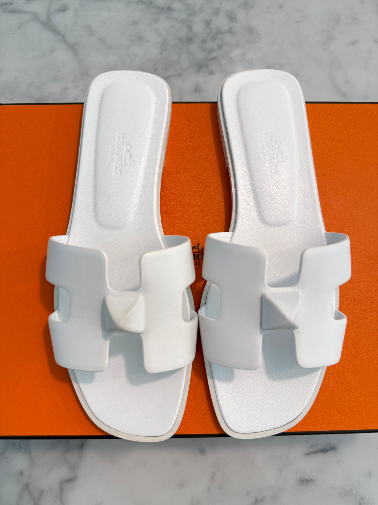 Hermes Oran Clous Pyramides White Blanc Leather Sandals Shoes