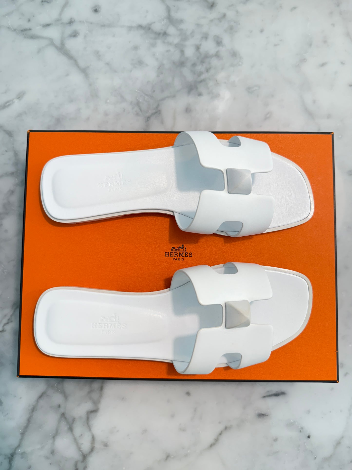 Hermes Oran Clous Pyramides White Blanc Leather Sandals Shoes