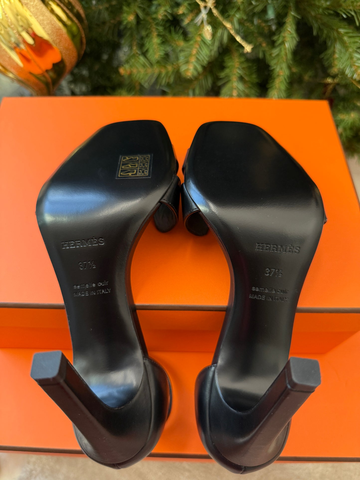 Hermes Joy 105 Noir Black Calfskin Leather Smooth Ankle Strap Sandal Heels