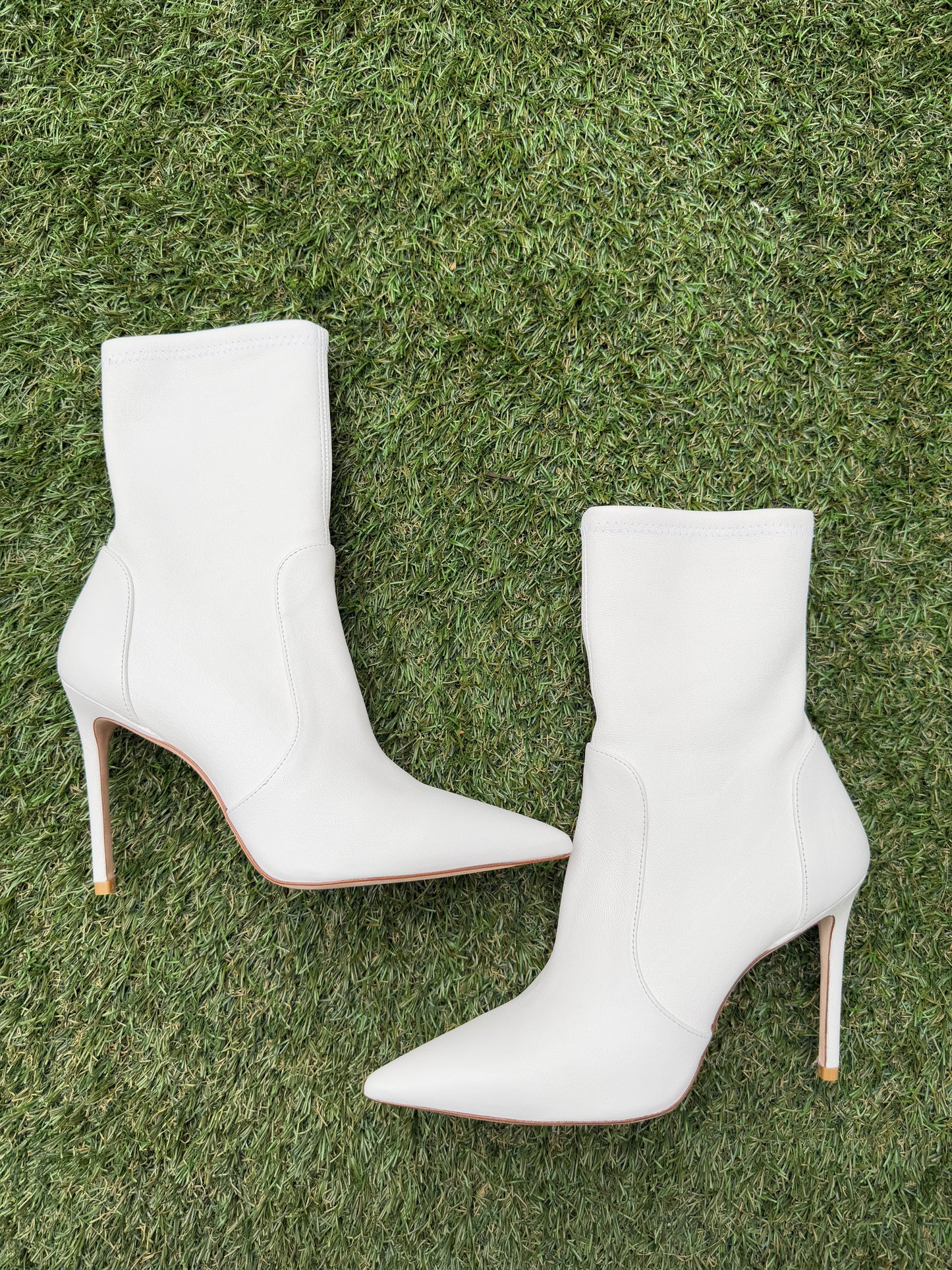 STUART WEITZMAN STUART 100 STRETCH WHITE NAPPA LEATHER BOOTIE ANKLE BOOTS