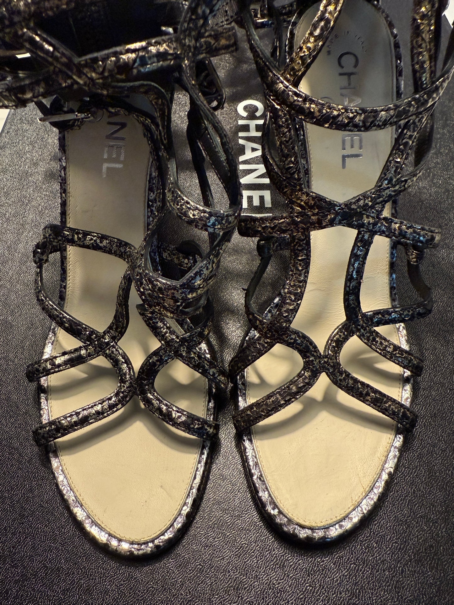 Chanel 10P Metallic Lambskin Gladiator Caged Wedge Strap Sandals Argent Black Snakeskin Shoes