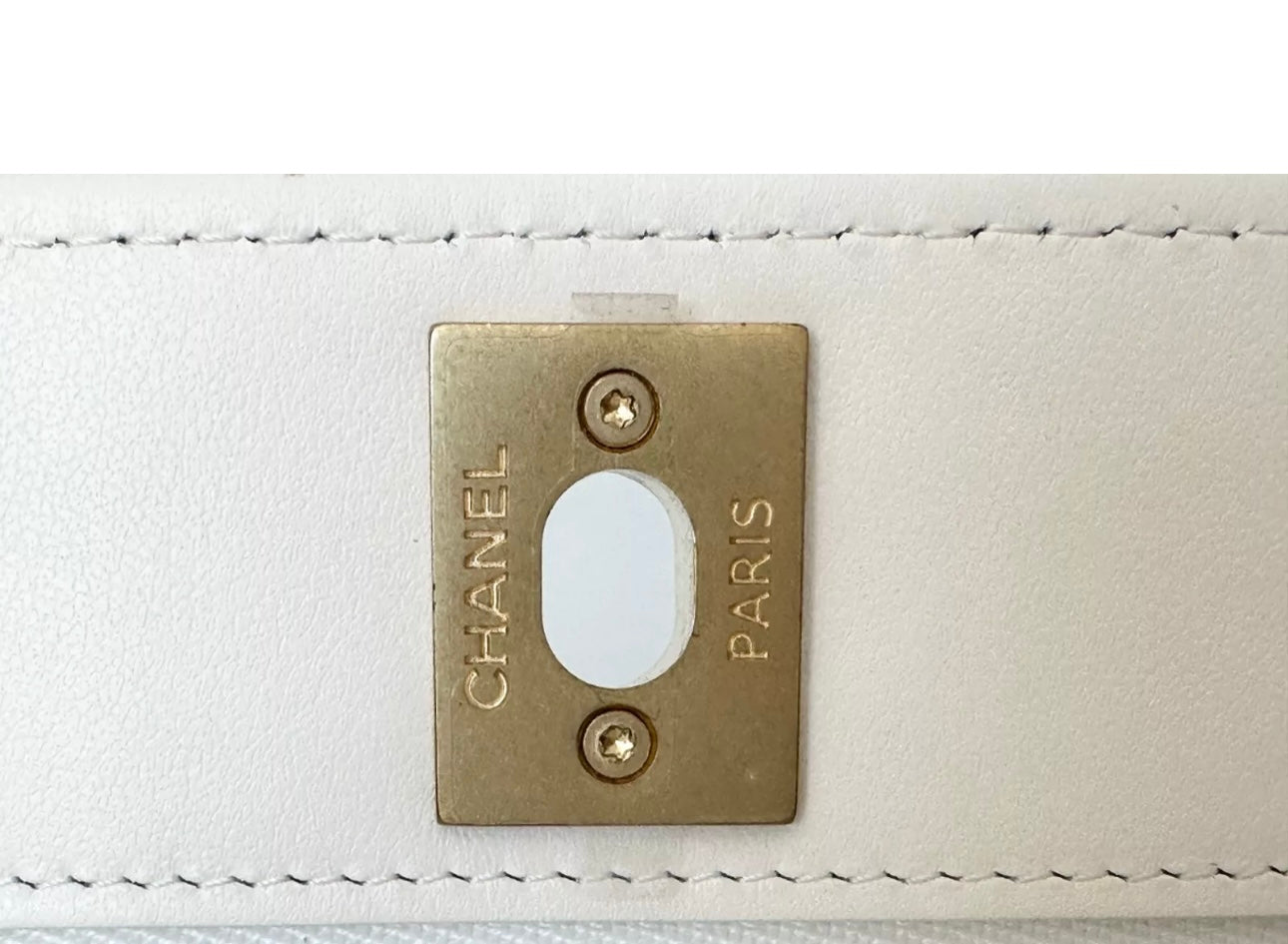 CHANEL WHITE IRIDESCENT CAVIAR LEATHER WOC WALLET ON CHAIN CROSSBODY BAG GHW