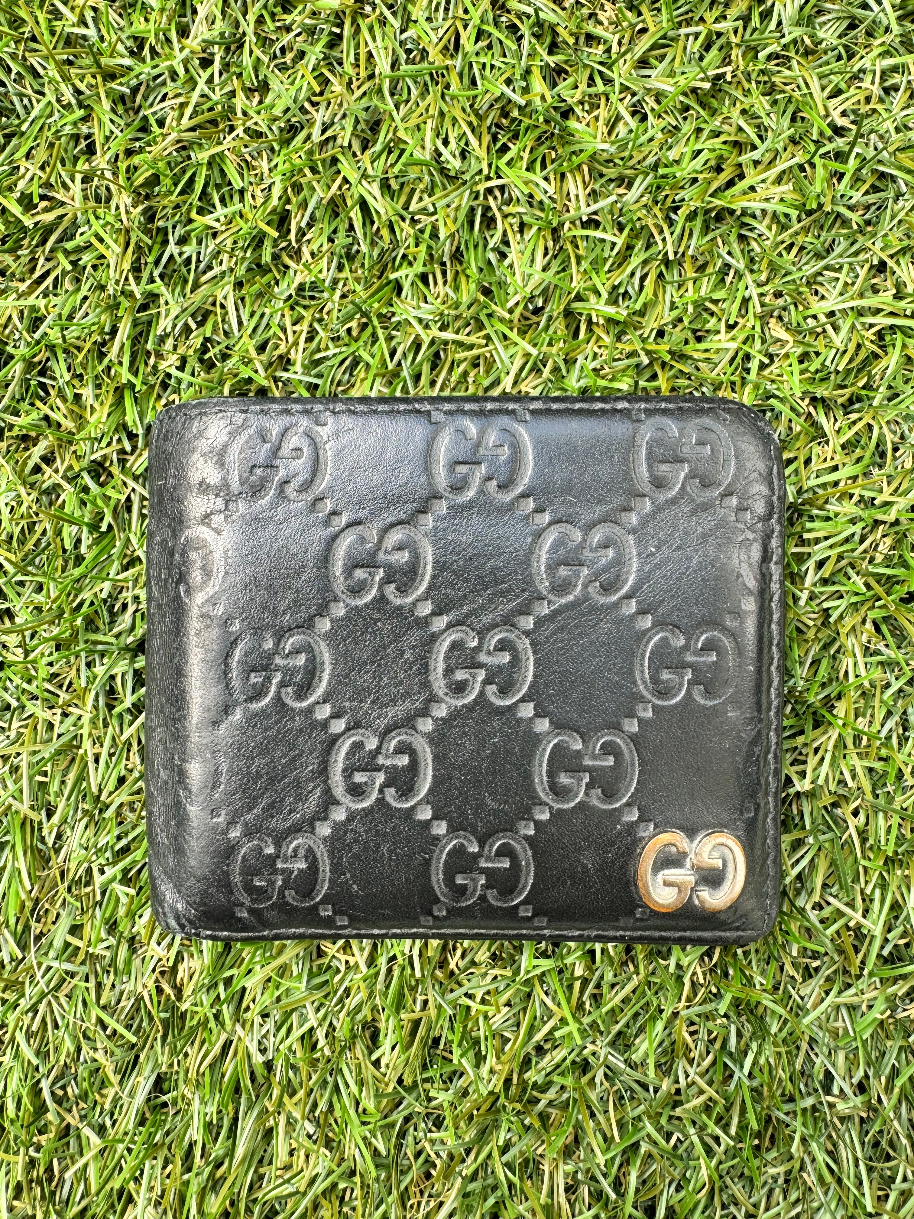 Gucci signature wallet shops price