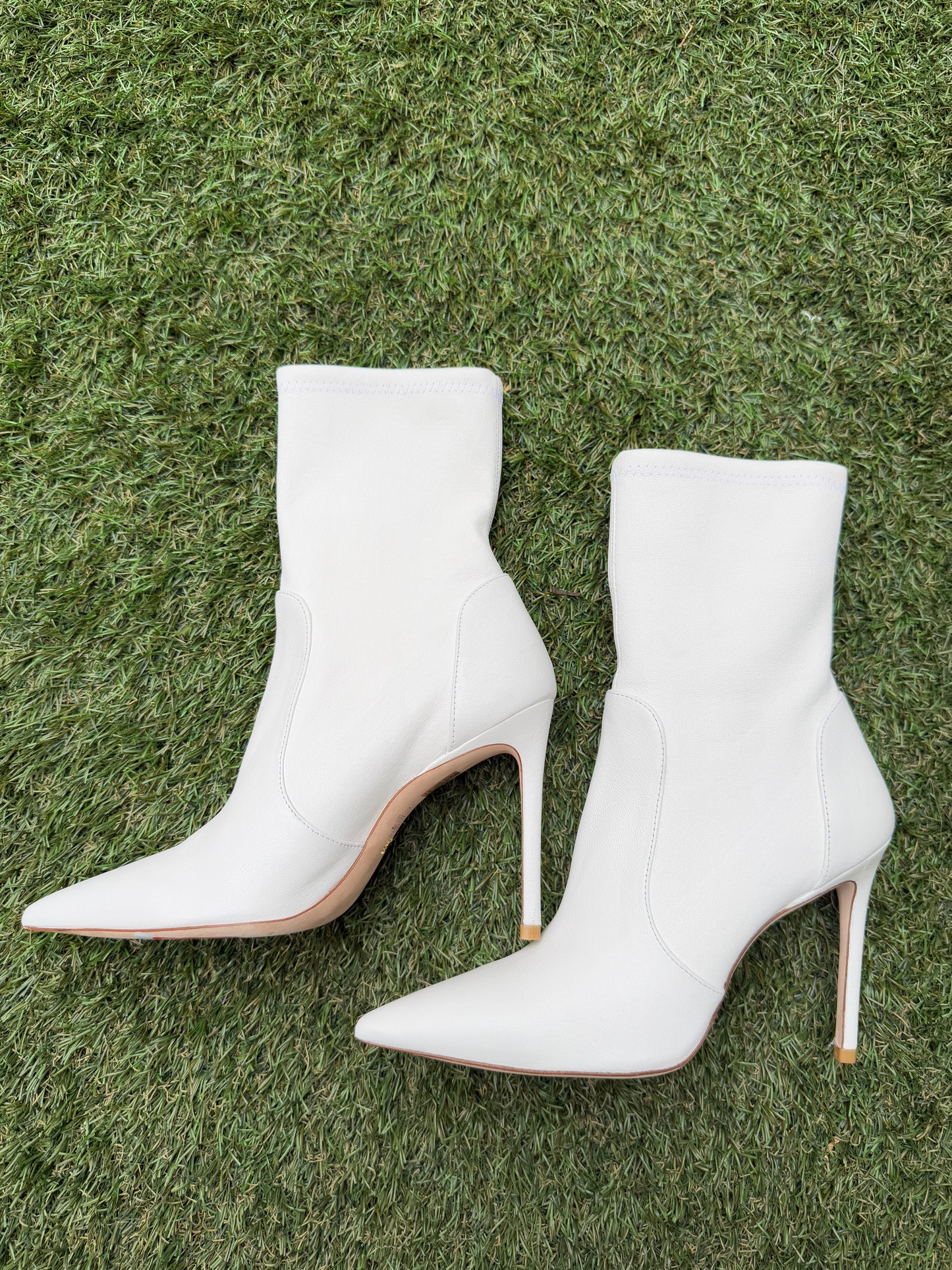 STUART WEITZMAN STUART 100 STRETCH WHITE NAPPA LEATHER BOOTIE ANKLE BOOTS