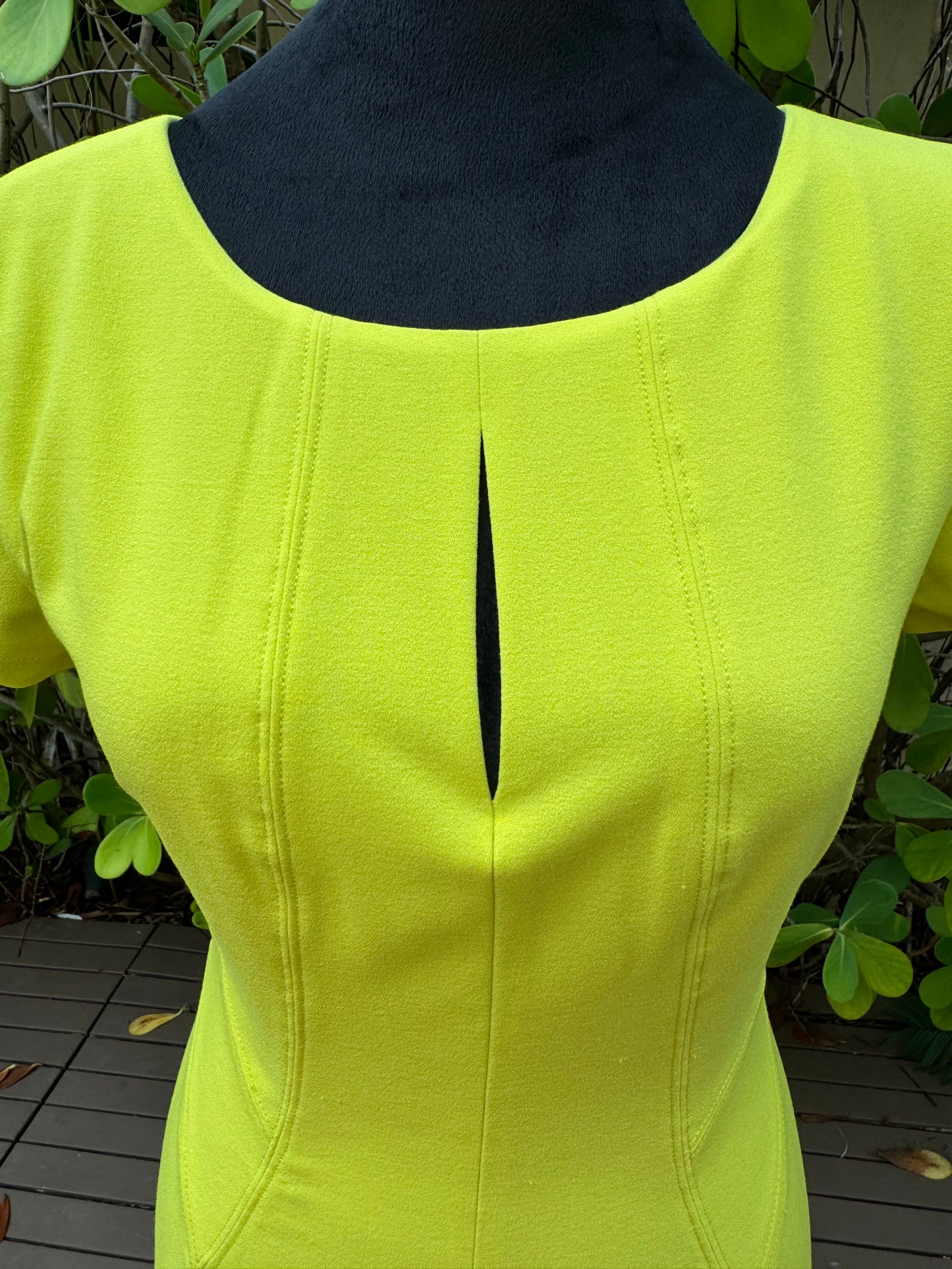 BCBG Maxazria Chloe Dark Lime Yellow Green Short Mini Dress Pre-Owned