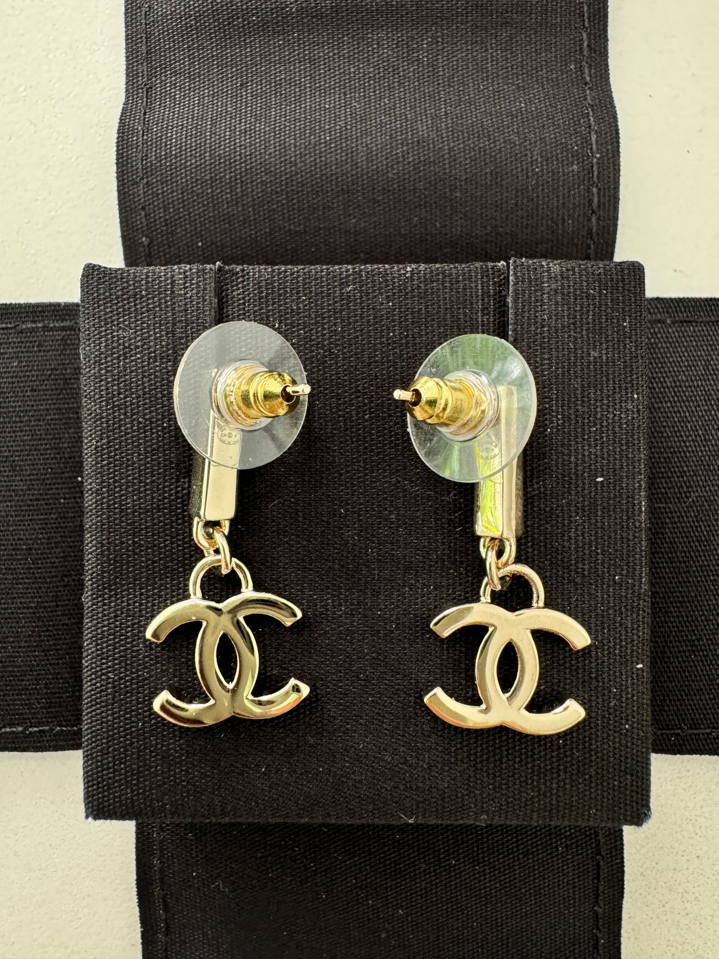 CHANEL 24P GOLD TONE METAL STUDDED CC LOGO WHITE CRYSTALS DANGLE DROP EARRINGS