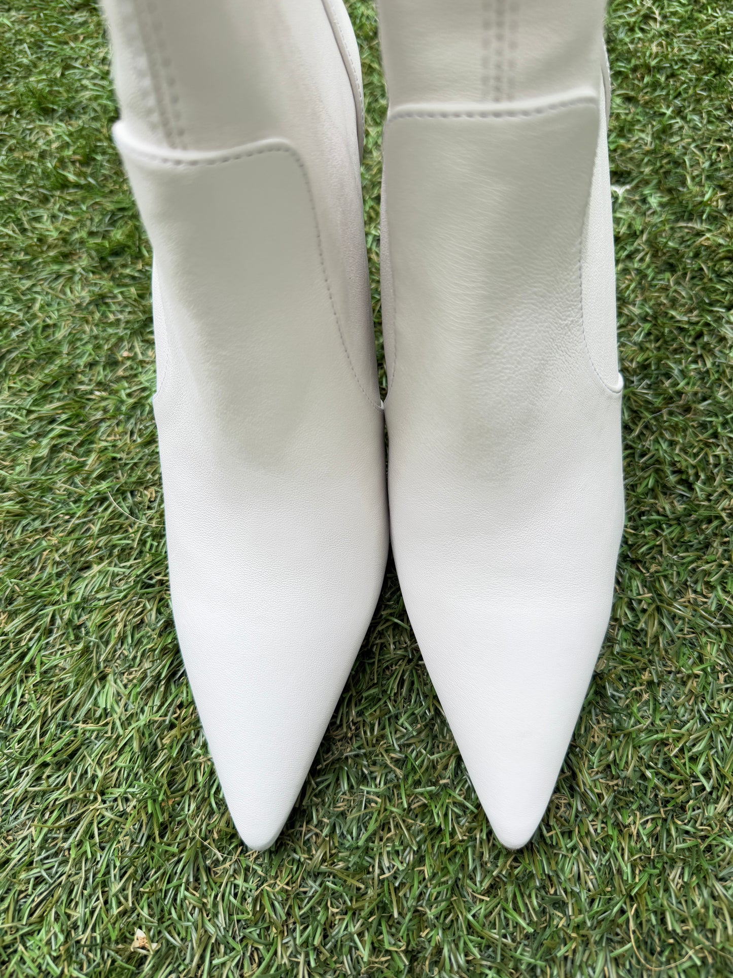 STUART WEITZMAN STUART 100 STRETCH WHITE NAPPA LEATHER BOOTIE ANKLE BOOTS