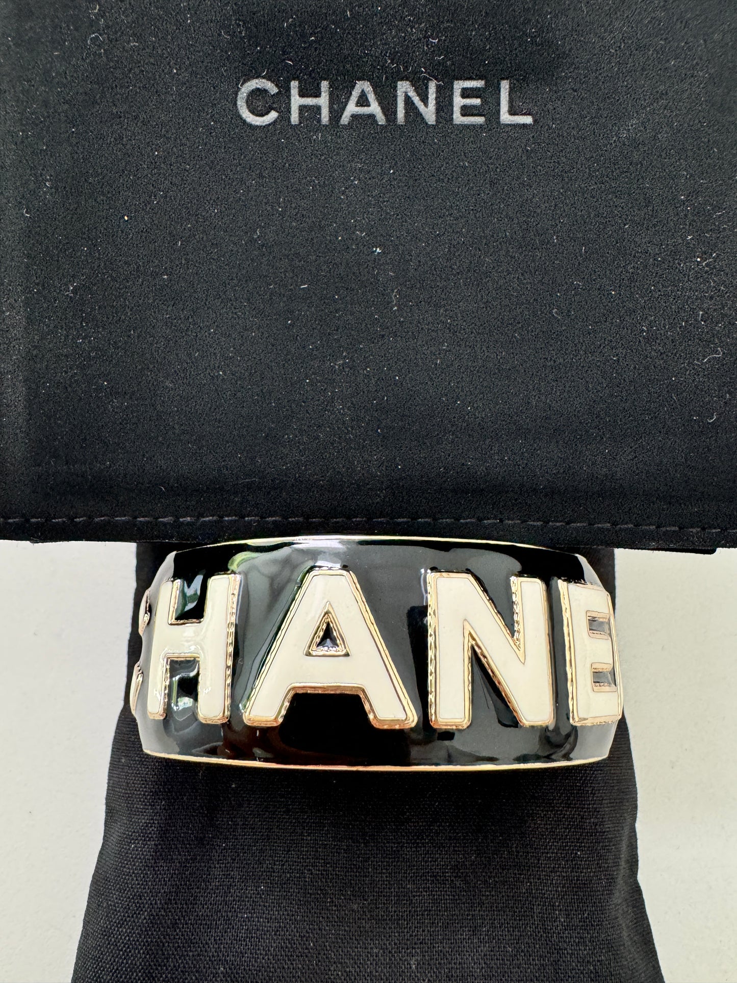 CHANEL 22A ENAMEL BLACK WHITE GOLD  METAL CUFF LOGO LARGE BANGLE BRACELET SMALL