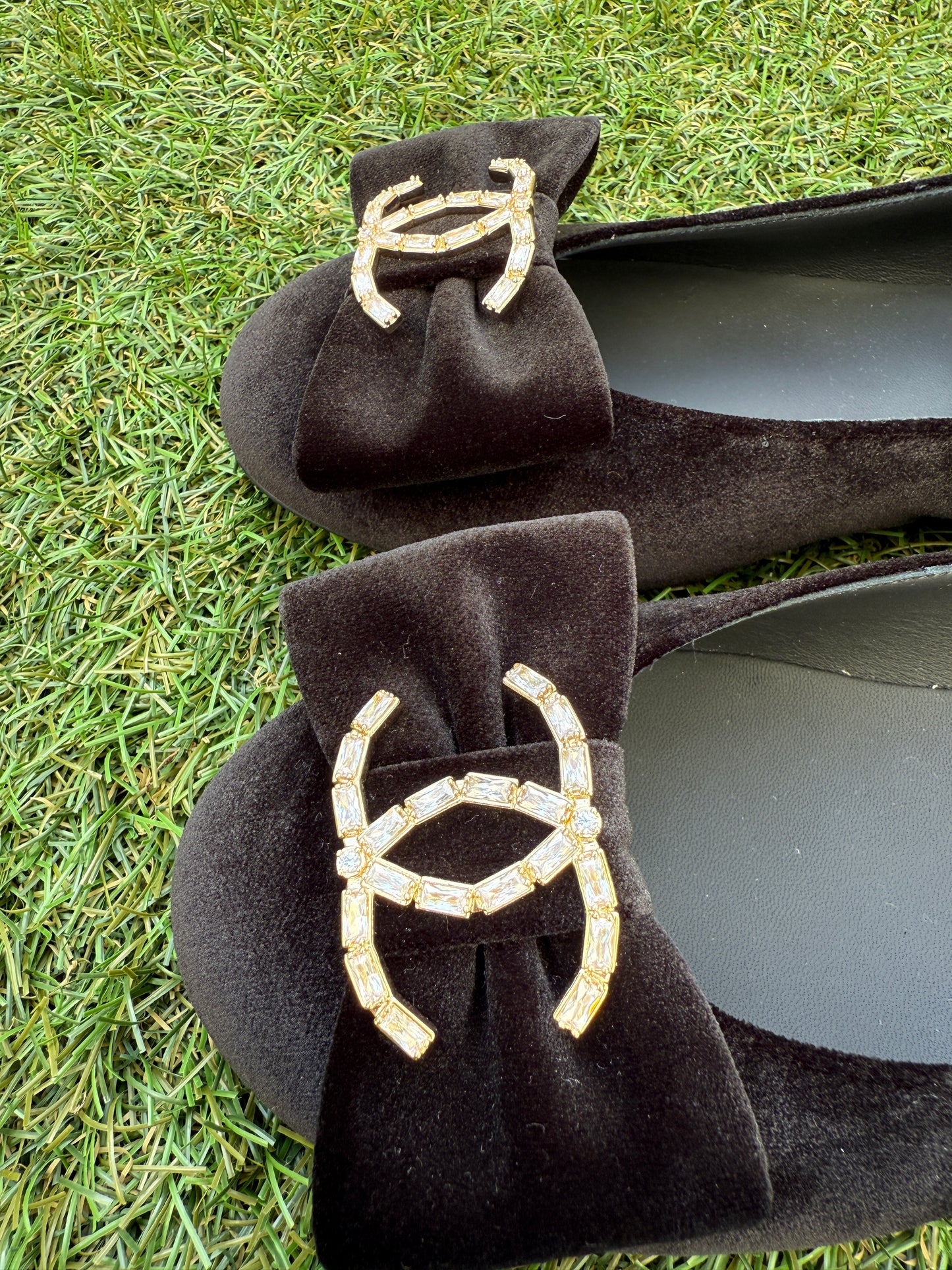 CHANEL GOLD CC LOGO BLACK VELVET BOW WITH CRYSTALS CC LOGO MARY JANE BALLET FLATS