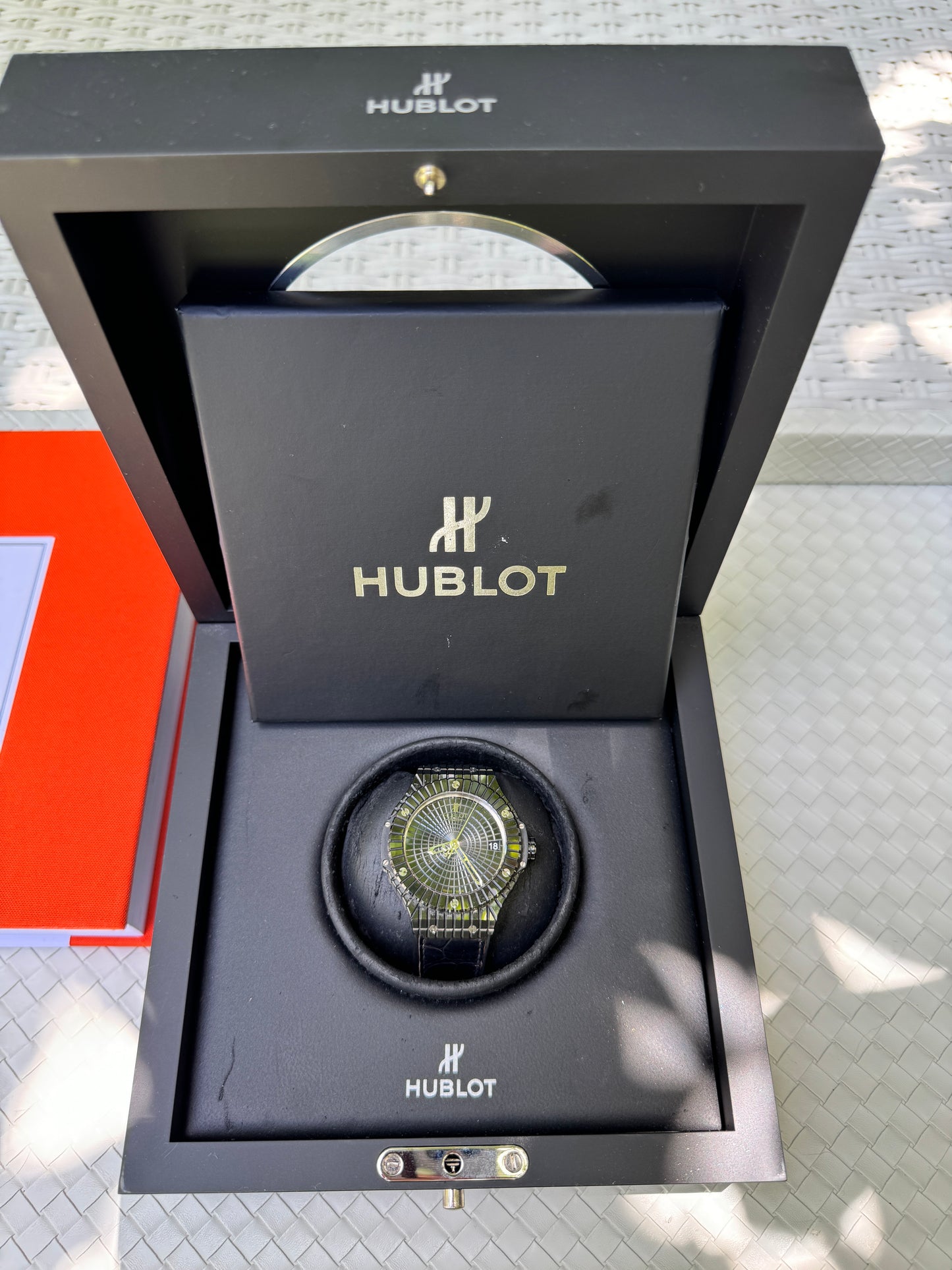 Hublot Big Bang Black Caviar Wristwatch 346.CX.1800.BR Ceramic Titanium 41MM