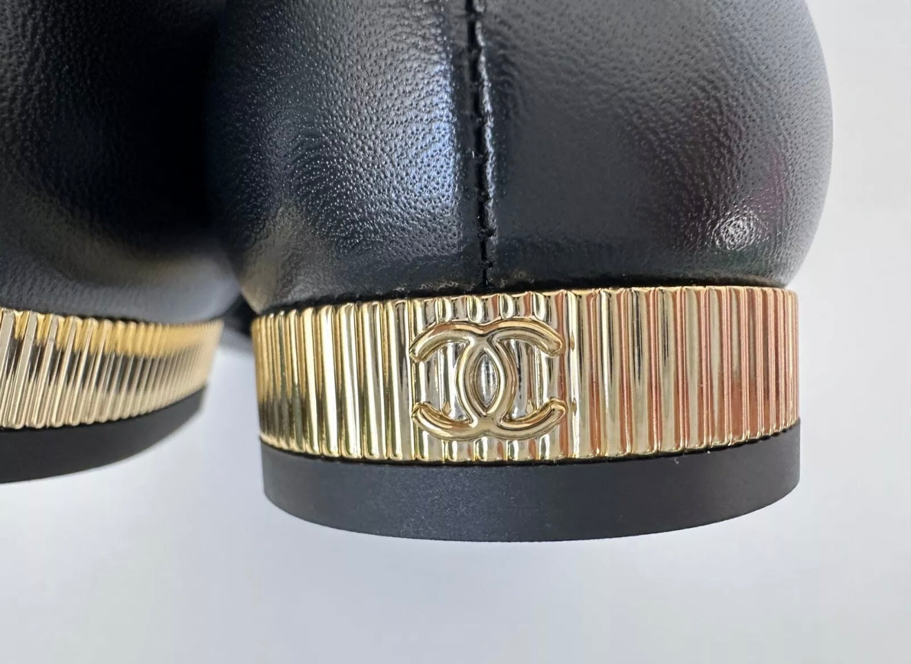 2024 CHANEL CC LOGO BLACK LEATHER MARY JANE BALLET FLATS SHOES GOLD HEEL