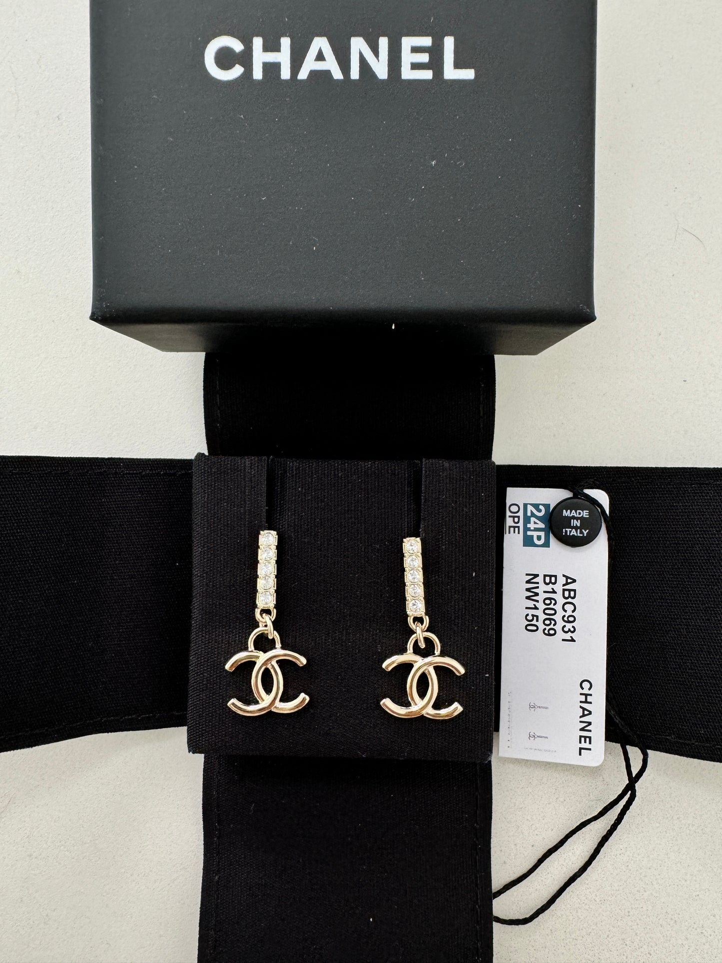 CHANEL 24P GOLD TONE METAL STUDDED CC LOGO WHITE CRYSTALS DANGLE DROP EARRINGS