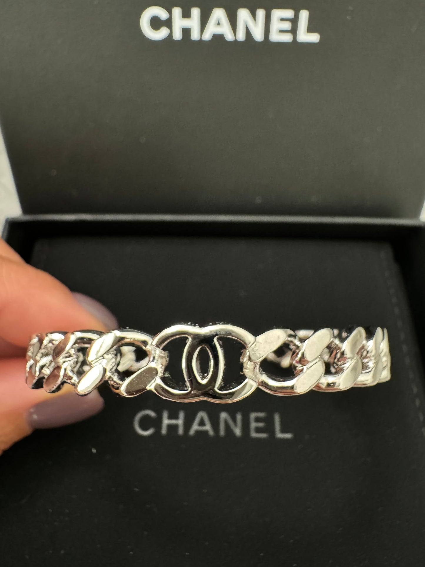 Chanel 22A Metal Silver Tone Chain Cuban Link CC Logo Cuff Bangle Bracelet S