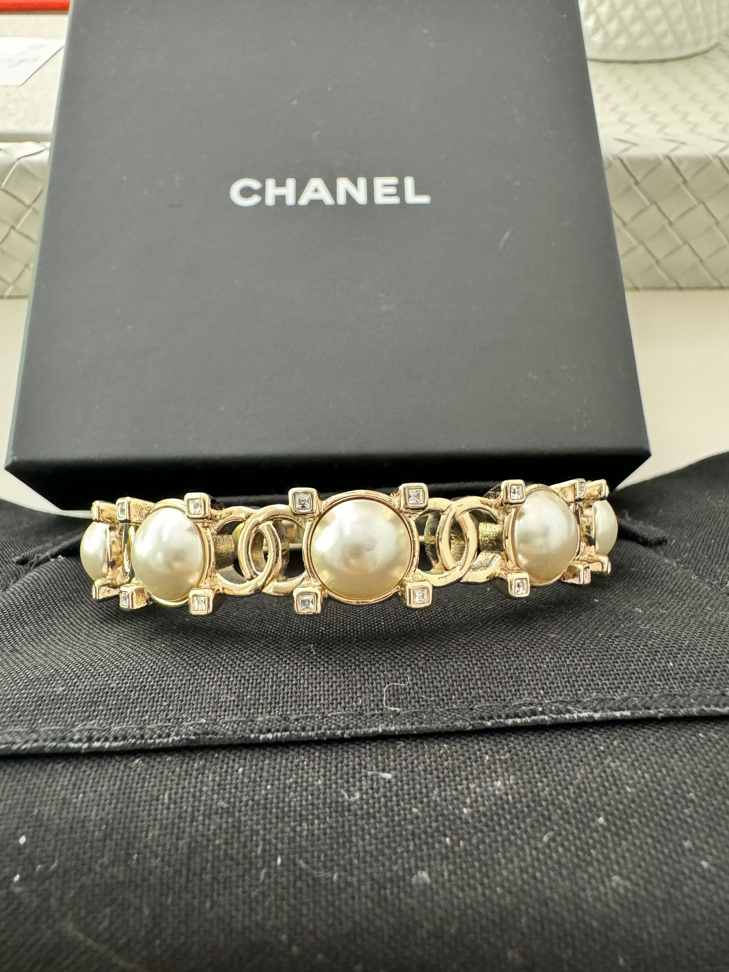 CHANEL B21 GOLD TONE METAL CUFF CC LOGO LARGE PEARLS CRYSTALS BANGLE BRACELET