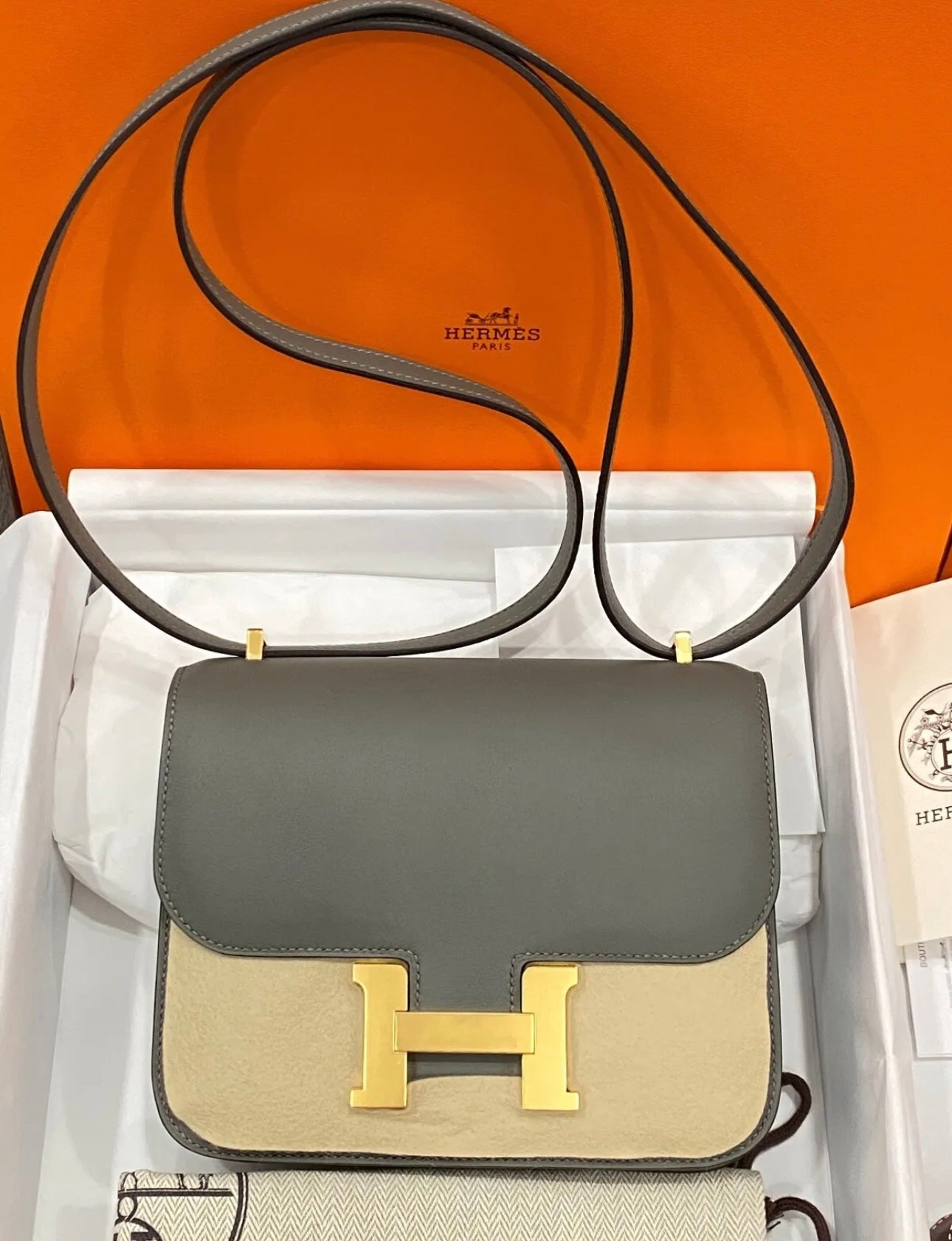 Hermes constance 18 discount etoupe