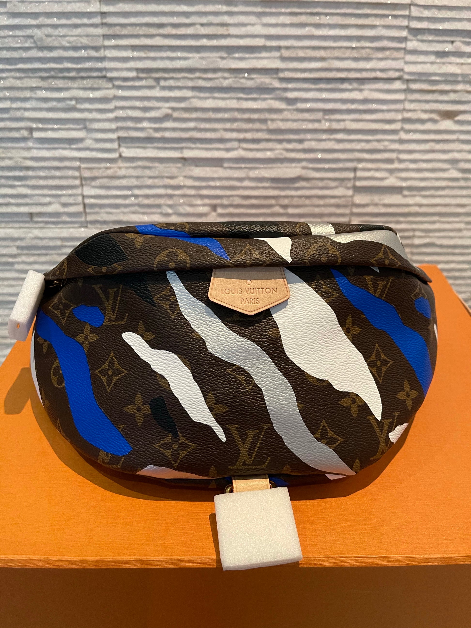 Louis Vuitton 2020 LV x LoL Monogram Bumbag - Brown Waist Bags, Handbags -  LOU475435