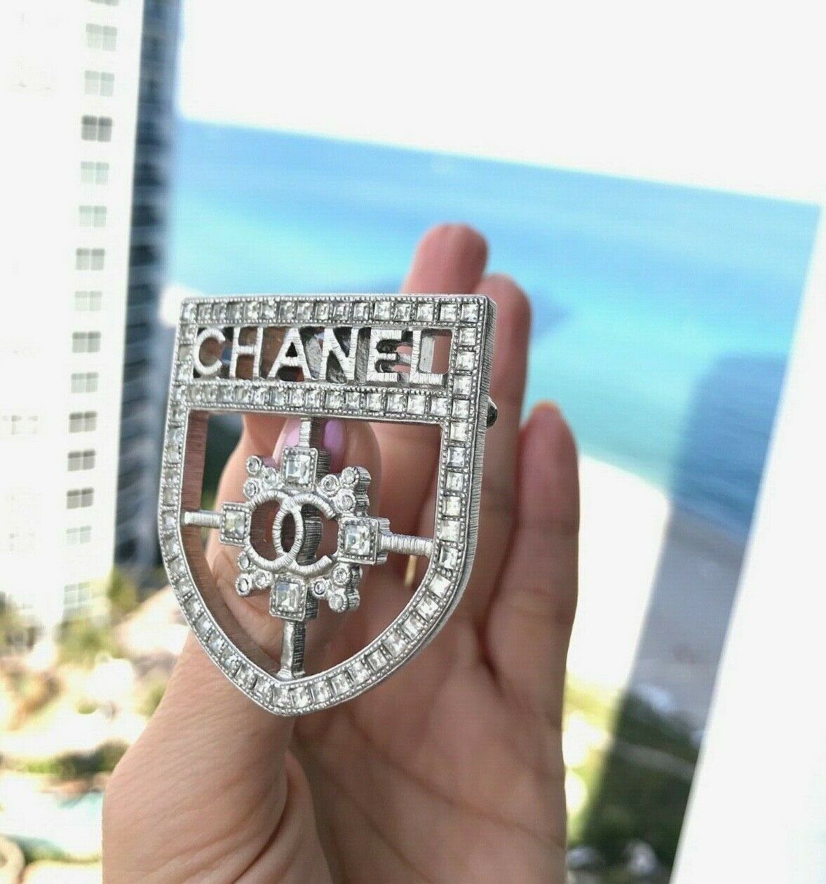 CHANEL 2015 B15 LARGE CLASSIC CREST SHIELD ARMOR BADGE BROOCH SILVER CRYSTALS PIN